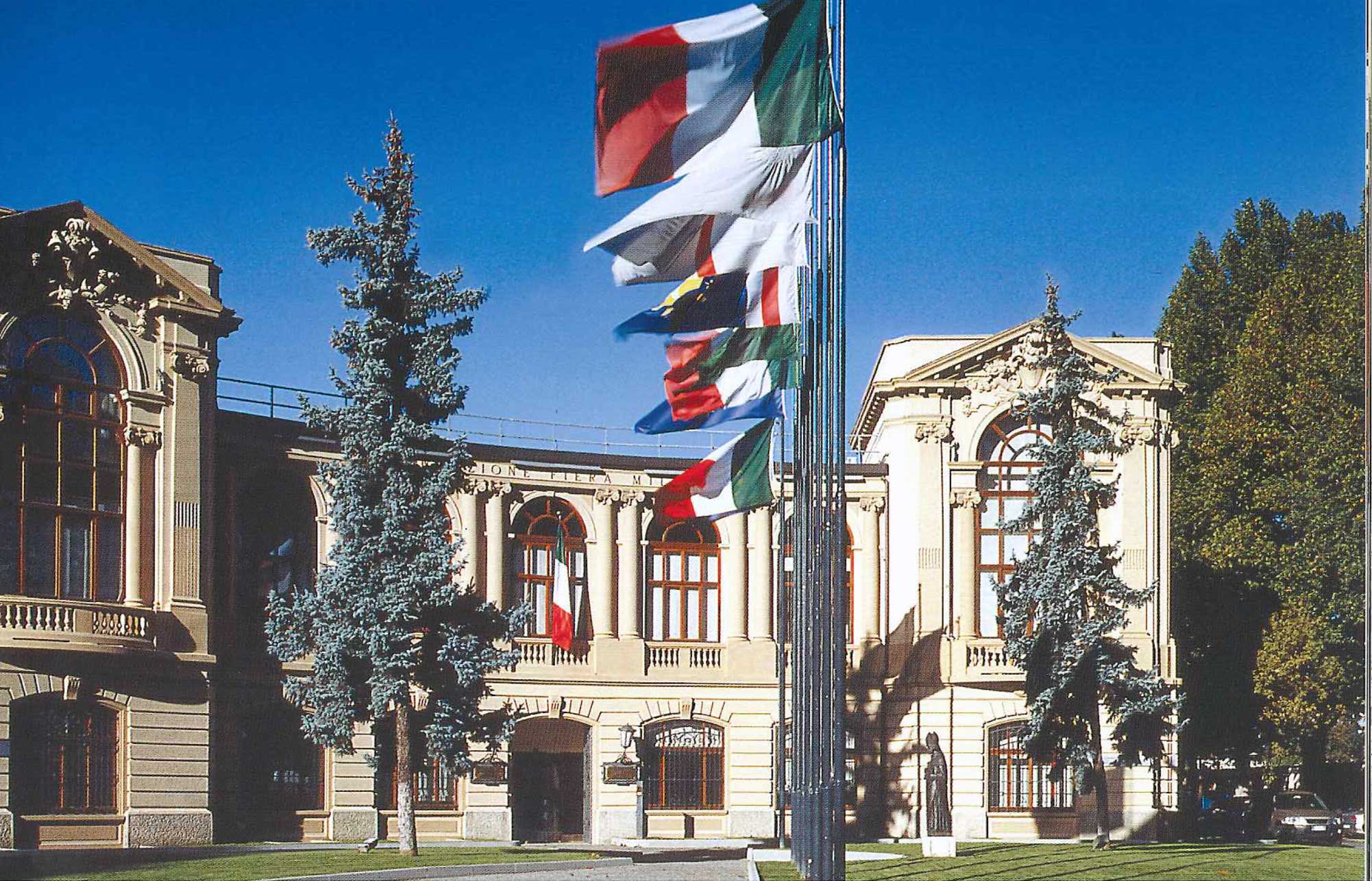"Palazzina degli Orafi" - Milano (MI), Largo Domodossola n. 1