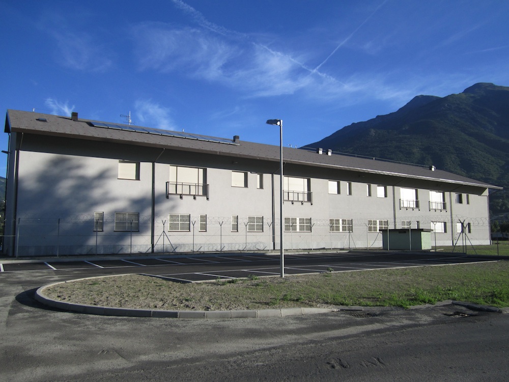 Caserme Ramires e Battisti site in Aosta (AO) - Eliporto militare di Pollein (AO)