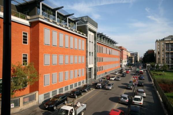 Headquarter e showroom Diesel S.p.A. - Milano (MI), Via Stendhal, 34